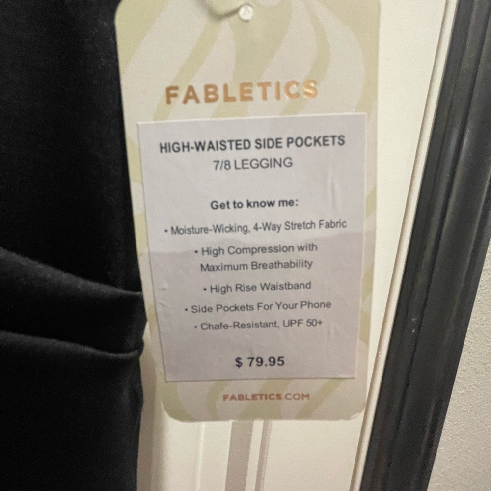 NWT Fabletics leggings - Picture 2 of 3